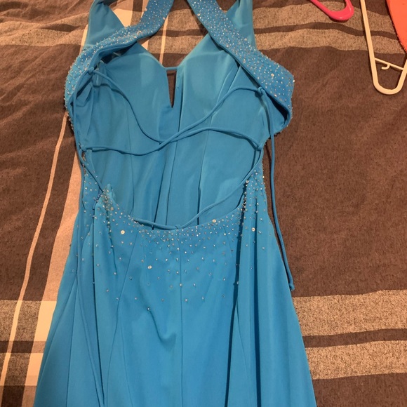 Formal/Prom Dress size 4, Caribbean Aqua, sequence & beads - Picture 7 of 8